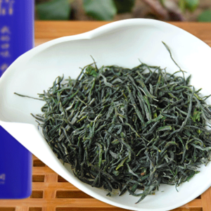 pre ming xinyang maojian (snow bud )