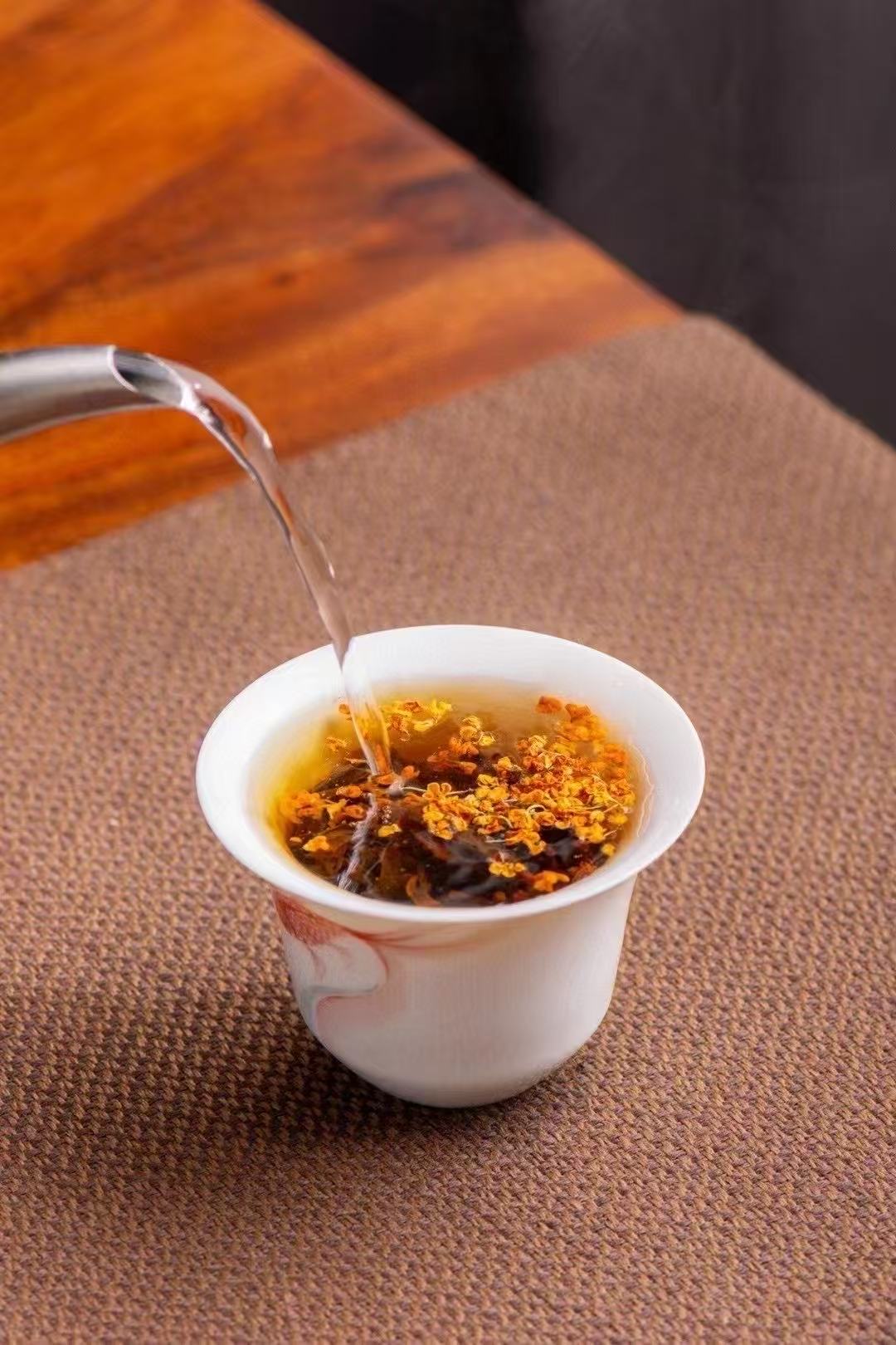 wild osmanthus ancient tree red tea