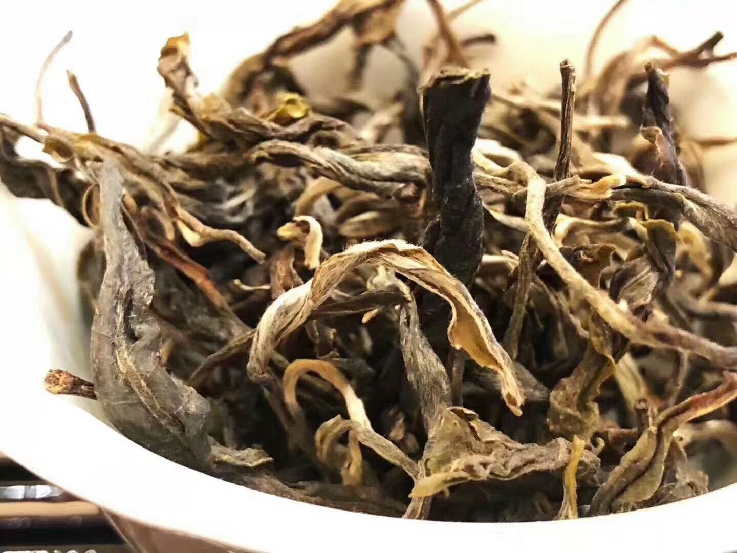bingdao wild big tree raw puerh tea bingdao wild big tree raw puerh tea