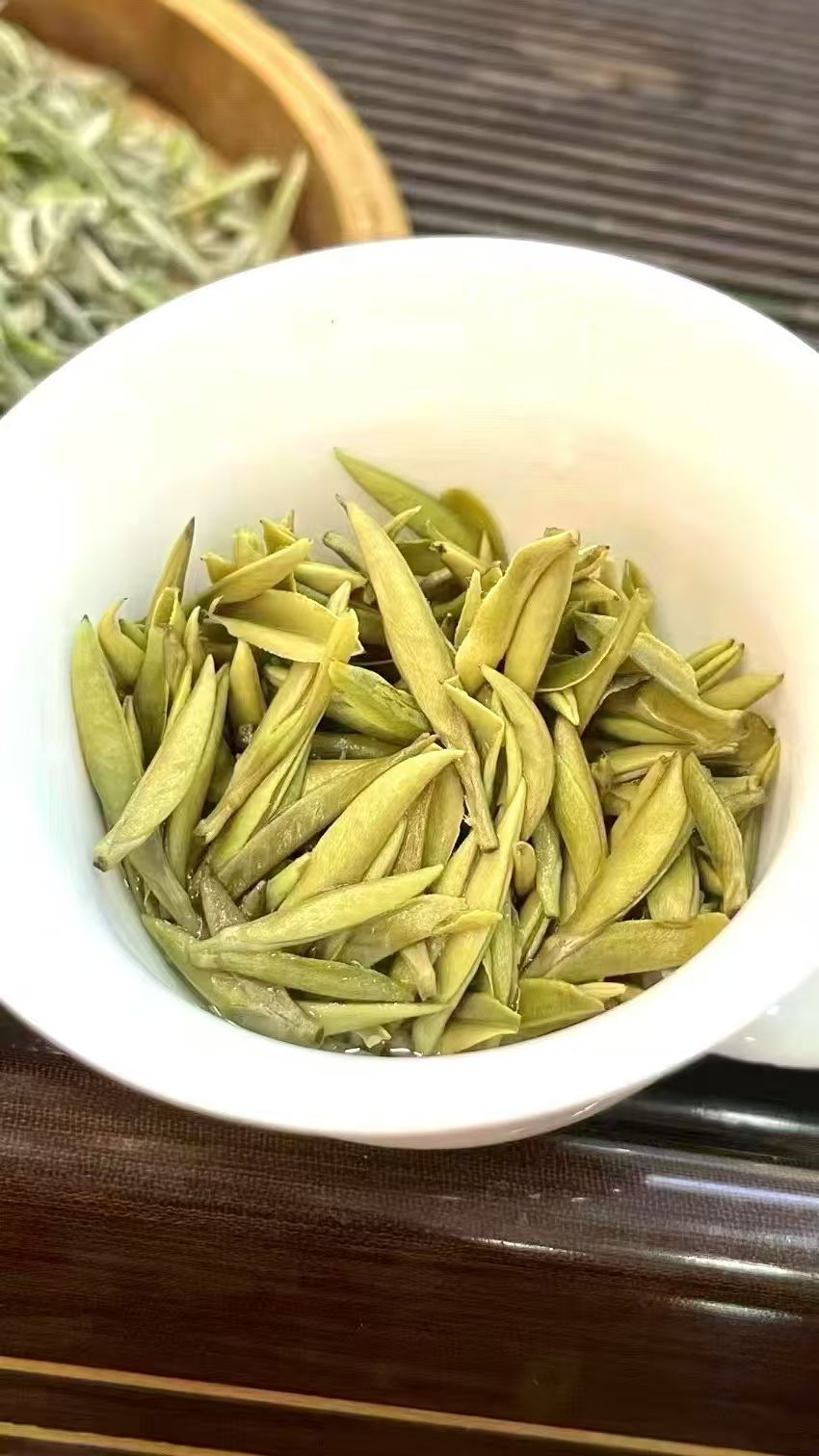 grand grade wild silver needle