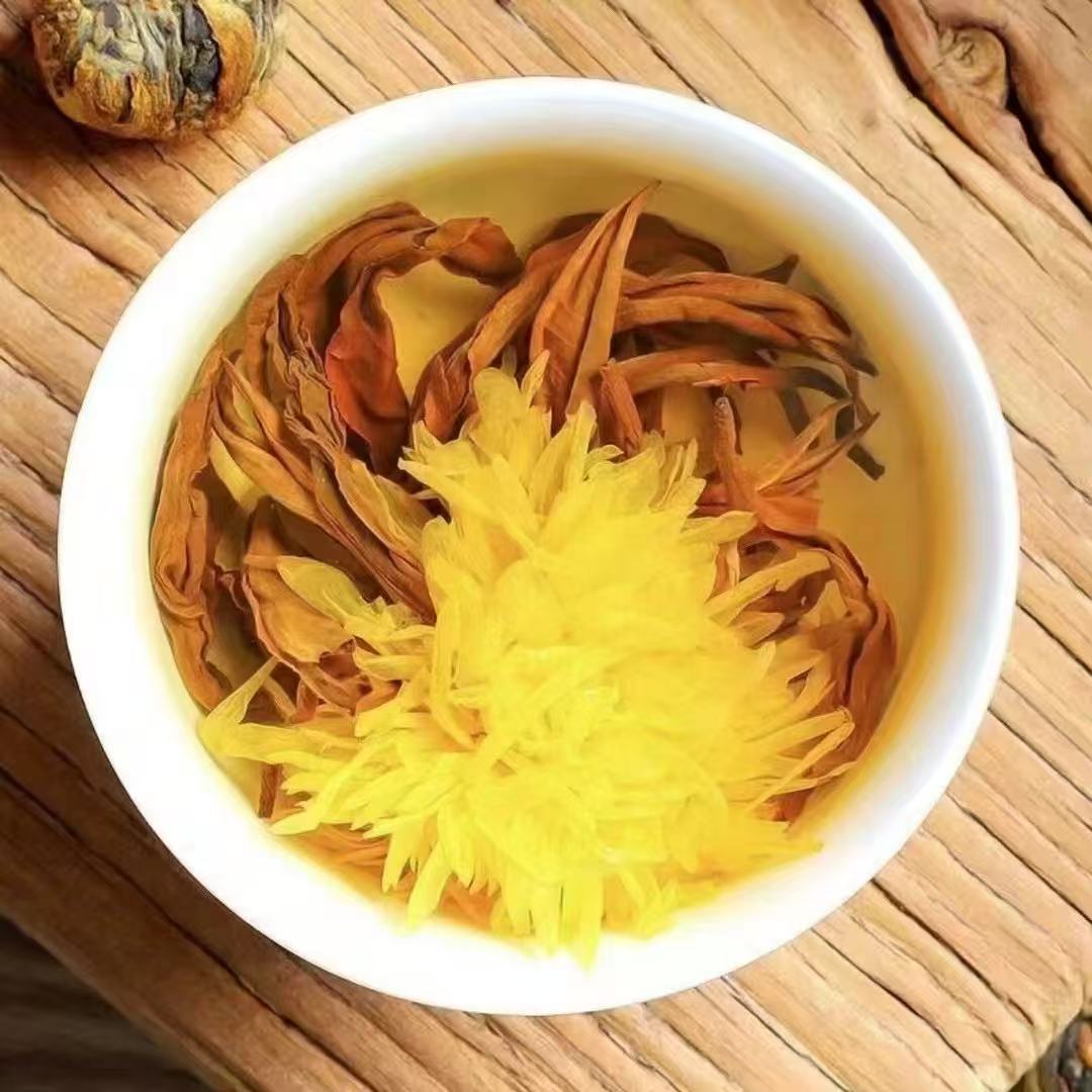 dian hong chrysanthemum tea ball