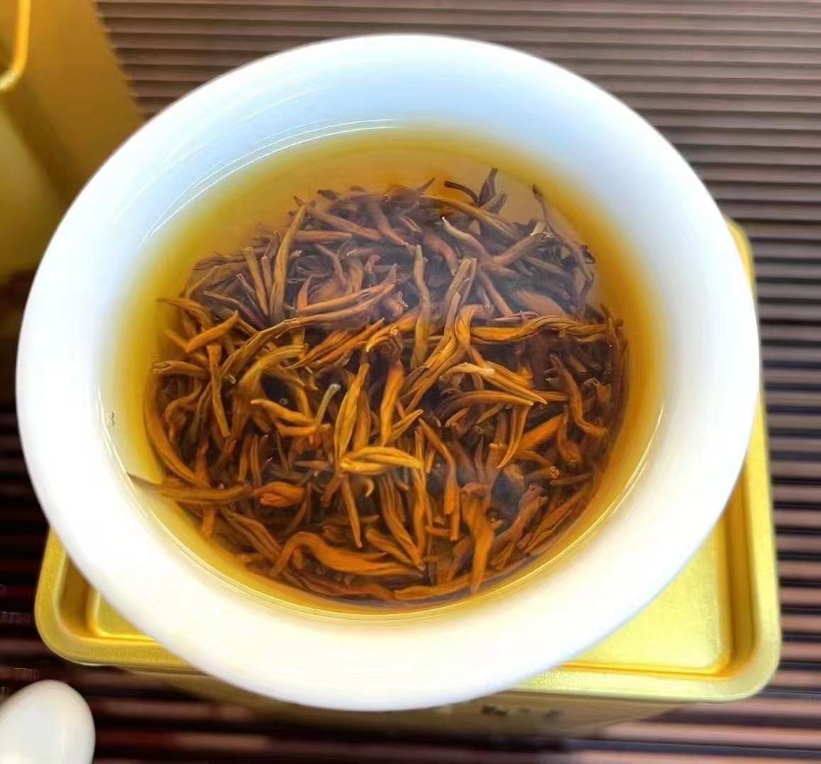 Golden Bud Jin Jun Mei golden bud jin jun mei